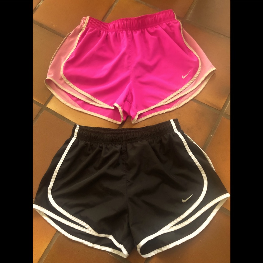 Medium Nike Drifit Shorts in EUC